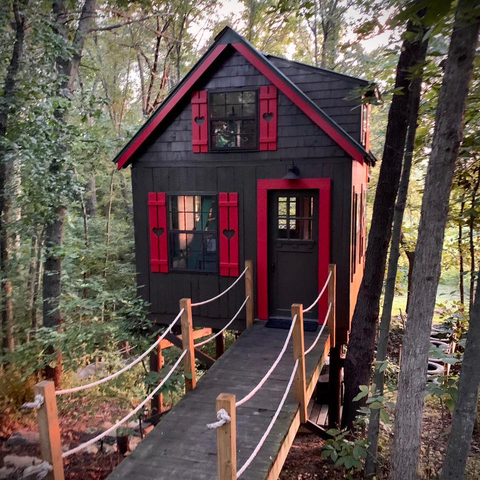 Firefly Treehouse, St. Joseph, MO